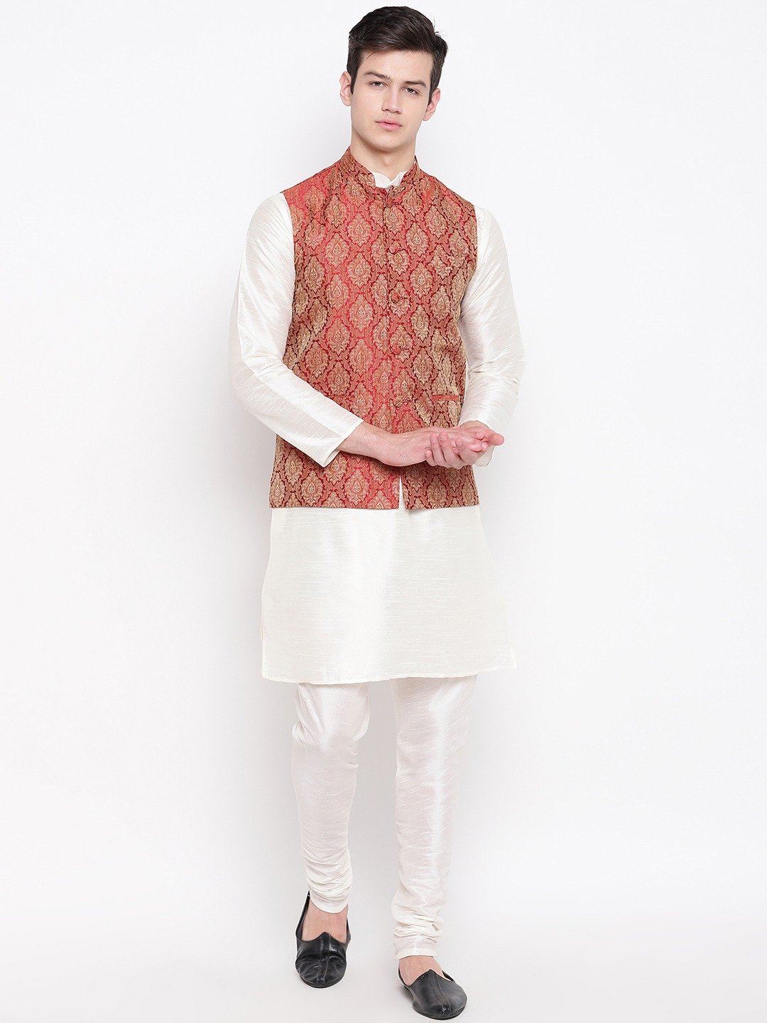 Kurta hot sale and churidar